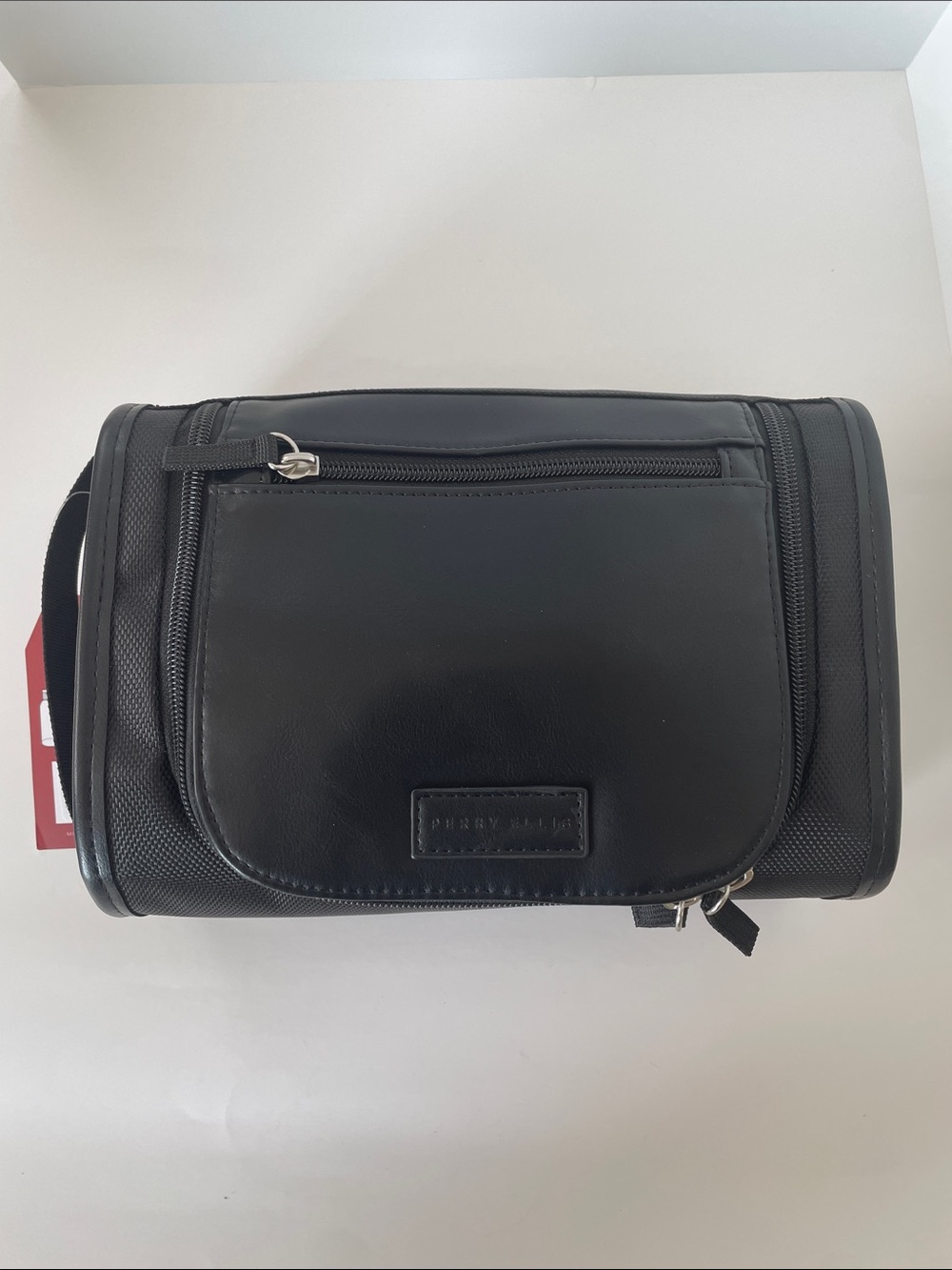 NWT Perry Ellis Portfolio Ballistic Design Toiletry Bag – Black